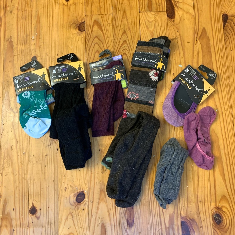 Lot of 9 pairs of outlet socks
